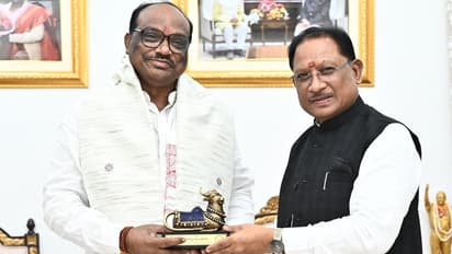 Vishnu Deo Sai meet Union Minister of State for Tribal Affairs Durga Das Uikey