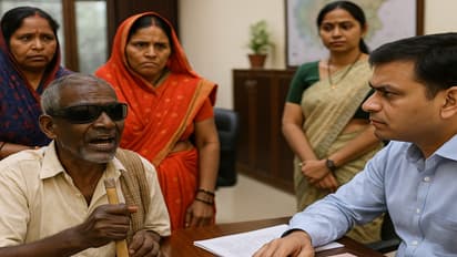 Khandwa collector complaint