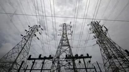 दिल्ली में महंगी हो सकती है बिजली