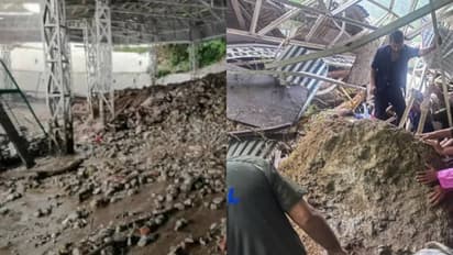 vaishno devi yatra route landslide reasi many dead heavy rain red alert jammu