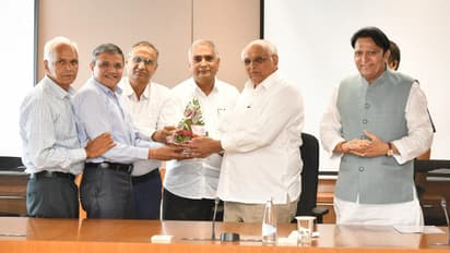 gujarat-traders-meet-CM-Bhupendra-Patel