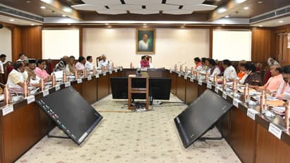 MP Cabinet Meet