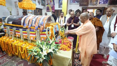 CM yogi adityanath bhadant gyaneshwar tribute kushinagar Myanmar Buddhist Vihara