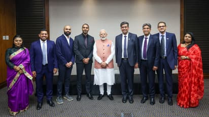 PM Modi Meets Indian origin Tech Entrepreneurs In Johannesburg