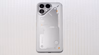 Tecno Pova 8