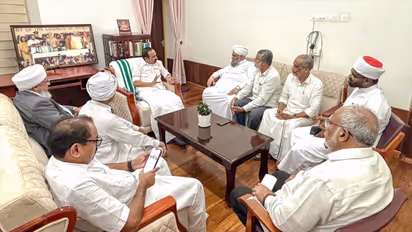 Kanthapuram team at CM VD Satheesan Cliff House
