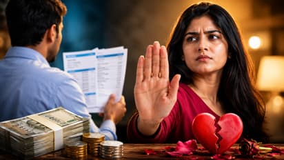Woman Rejects Groom Despite Salary Slips