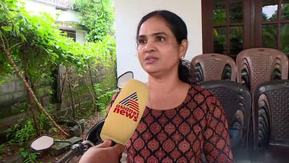 Sheela Sunny with Asianet News