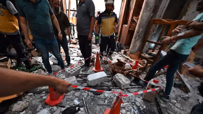 7 Pakistani Soldiers Killed In Suicide Attack Near Afghan Border 