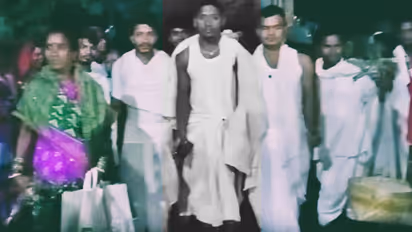 drivers strike in Odisha groom walks 28 km