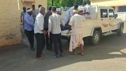 मां और बेटे के शव मिले