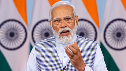 PM Modi distributed job certificate via video confrencing