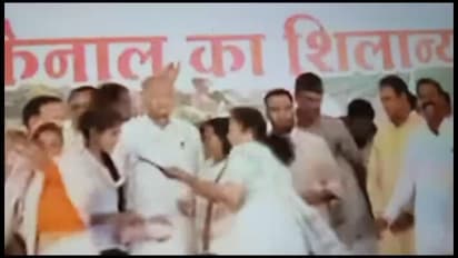 dance during national anthem