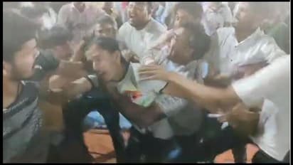 player fight during match