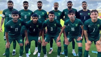 Saff-championship-2023-Pakistan-football-team-received-Indian-Visa