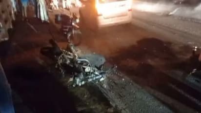 bike collide in road accident