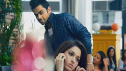 Throwback-video-of-Bollywood-actress-Tamanna-Bhatia-and-Virat-Kohli