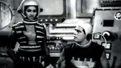 film chand par chadayee