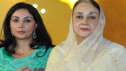 diya kumari and mother