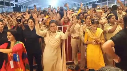 Pandit dhirendra shastri katha 