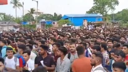 Chaos at Mumbai airport job interview