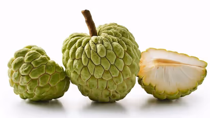 how-to-deseed-sitafal-easily