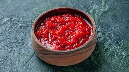 how-to-make-schezwan-chutney-at-home
