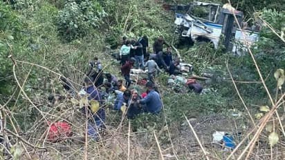 bhiimtal roadways bus accident uttarakhand 27 injured 3 dead rescue operation