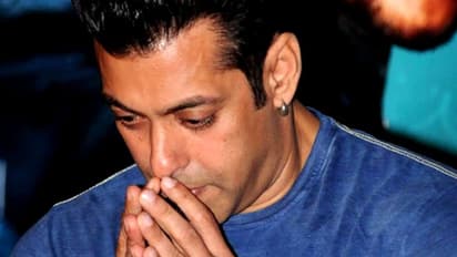 Salman Khan Pat Dog Toro Dead