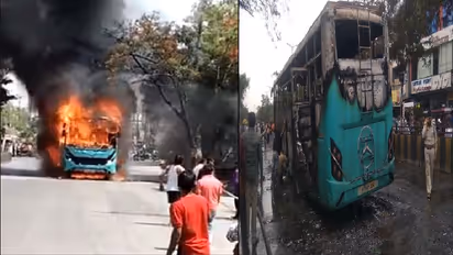 बस जलकर हुई कबाड़