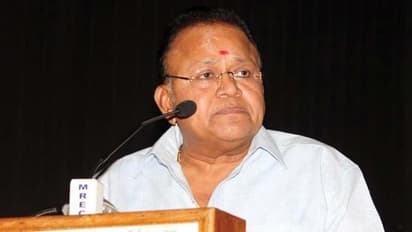 radha ravi