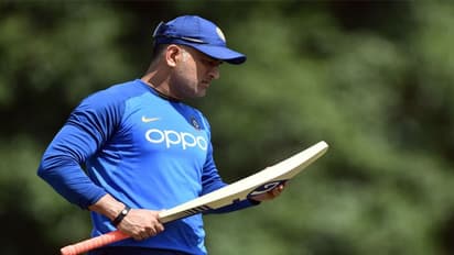 ans remembering MS Dhoni after India lost semi final match