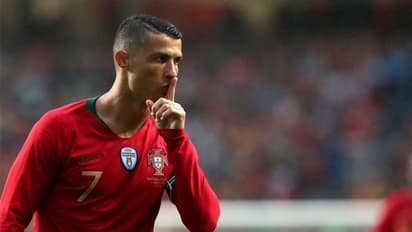 Cristiano Ronaldo leave Manchester United