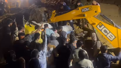 15 dead after landslide hits bus in Himachal's Bilaspur