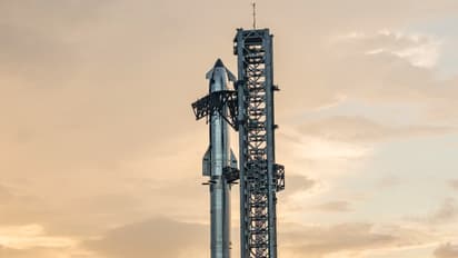 Starship 10th Flight