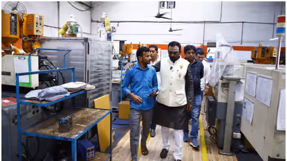 Minister Vijayanand Kashappanavar