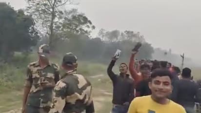 BSF VS BGB Bangladesh is preventing India from erecting barbed wire along the border tension in Malda bsm