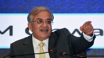 ECI Orders West Bengal Officials to Guarantee Fearless and Fair Elections