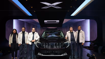 Mahindra XUV 7XO