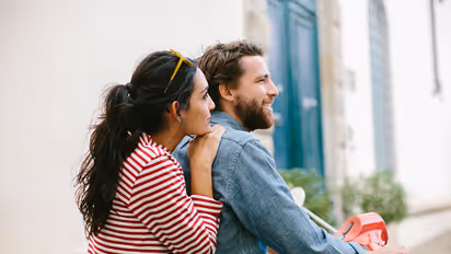 Nadia Tehatt wife tried to kill her husband by slitting her throat because of extramarital affair bsm