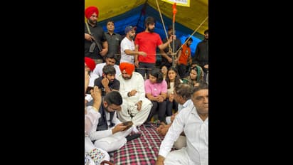 Full details of international wrestlers Protest