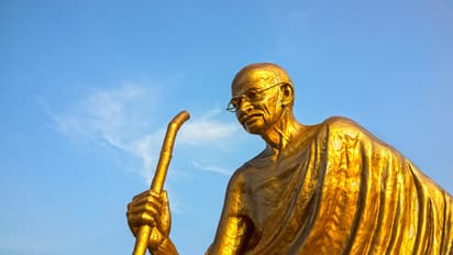 Poisonous education  youth could not say name of father of the nation watch the video of shame bsm