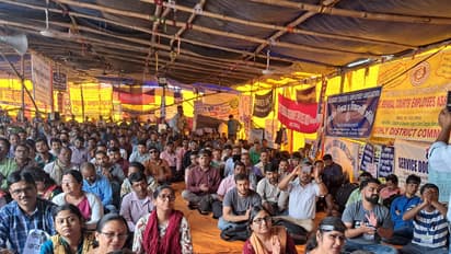 protestors and strikers in demand of DA