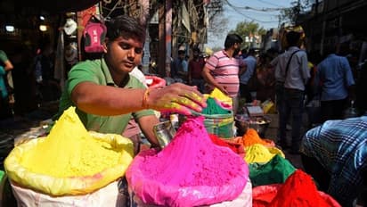 Holi 2022 You must know these ways to play Holi by saving eyes jds