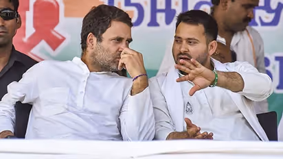 Bihar Election: Lalu's seal in the name of candidates, RJD list will be released after meeting Tejashwi Yadav