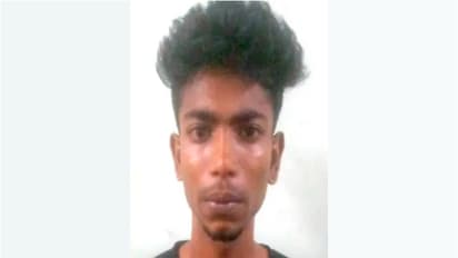 baby's gold chain snatched