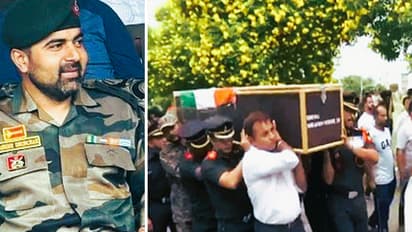 Major Ashish Dhaunchak funeral 