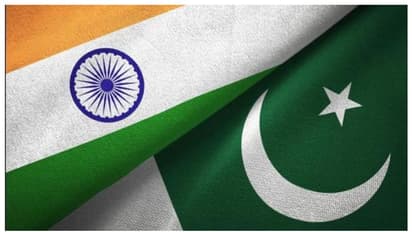 India Pak Thumb