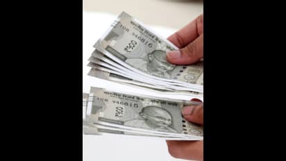 Gratuity money Gratuity money