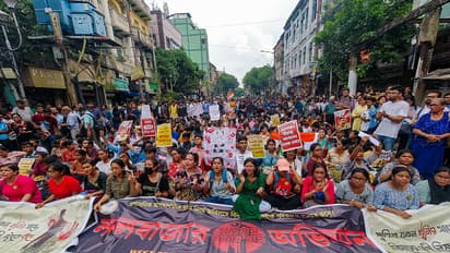 Lalbazar Abhiyan junior doctors 1 hour meeting with Kolkata Police seeking resignation of CP Vineet Goyal bsm